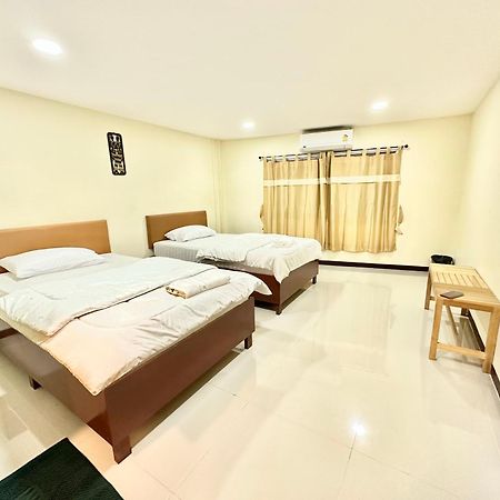 Baan At Khaosan Hostel Bangkok Extérieur photo